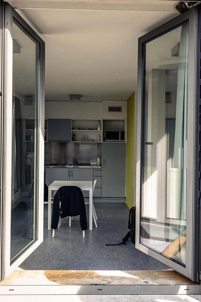 Hostel Van Gogh Brussels Exterior photo